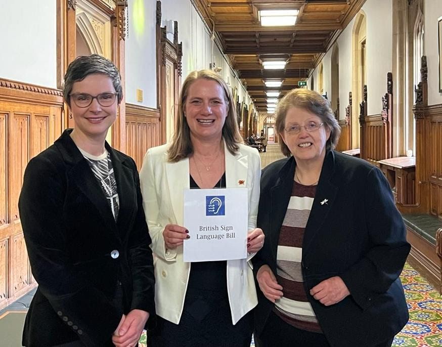 Ynys Môn MP supports British Sign Language in Bill Committee