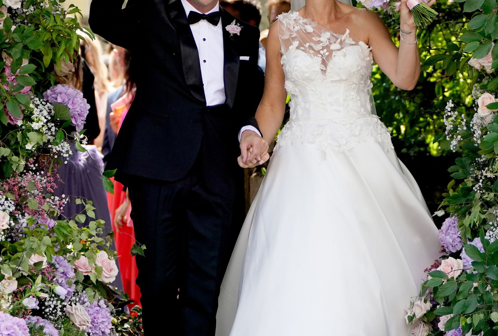 Wedding laws are outdated and restrictive, new research suggests
