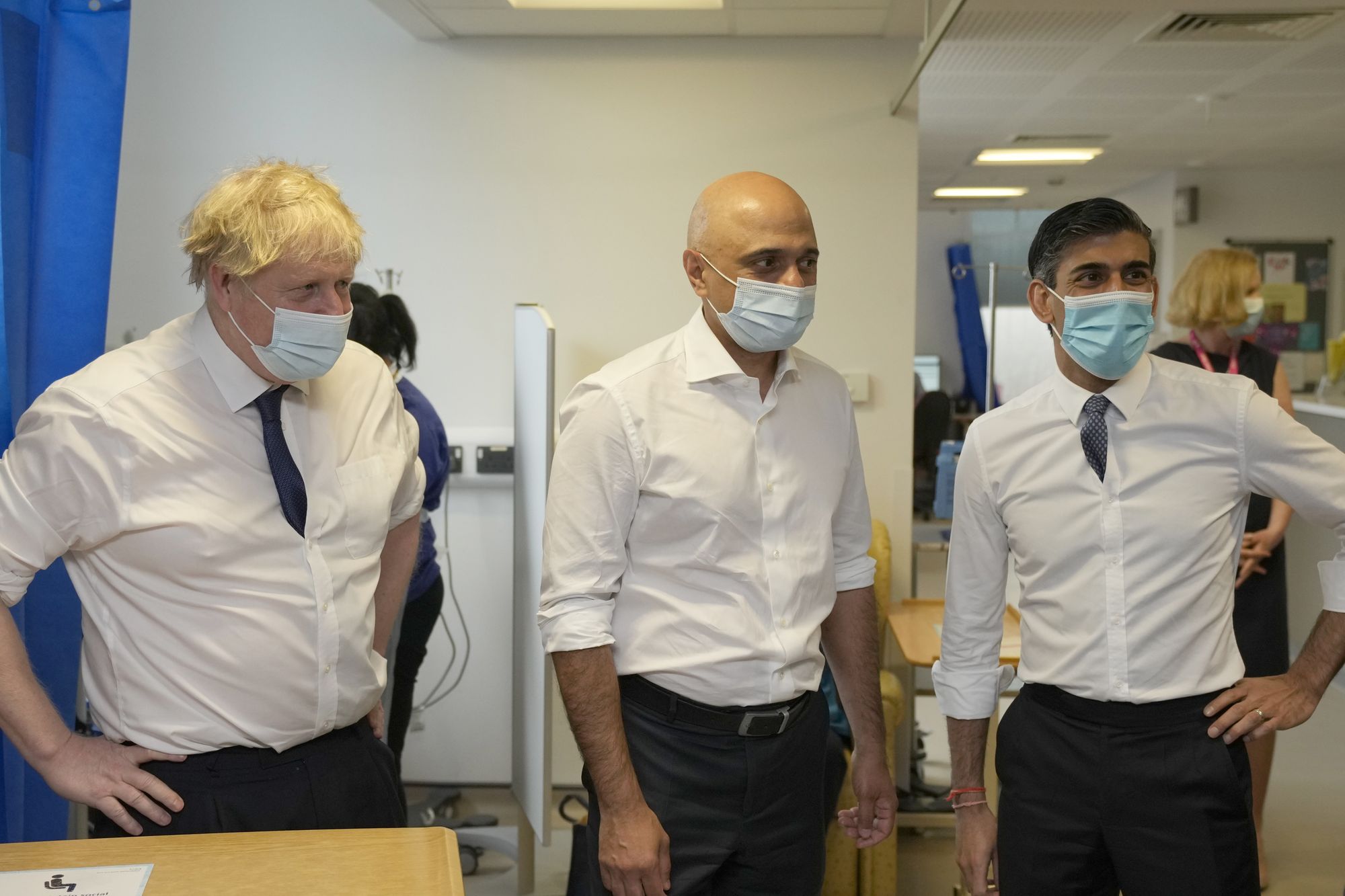 NHS feels ‘abandoned’ by ministers as Covid cases surge
