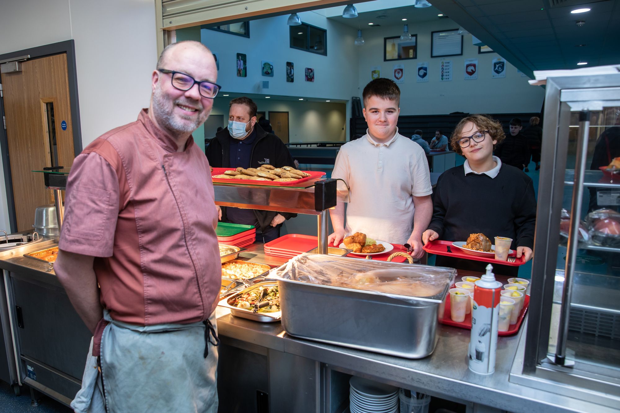 Leicester school for vulnerable children receives food packages