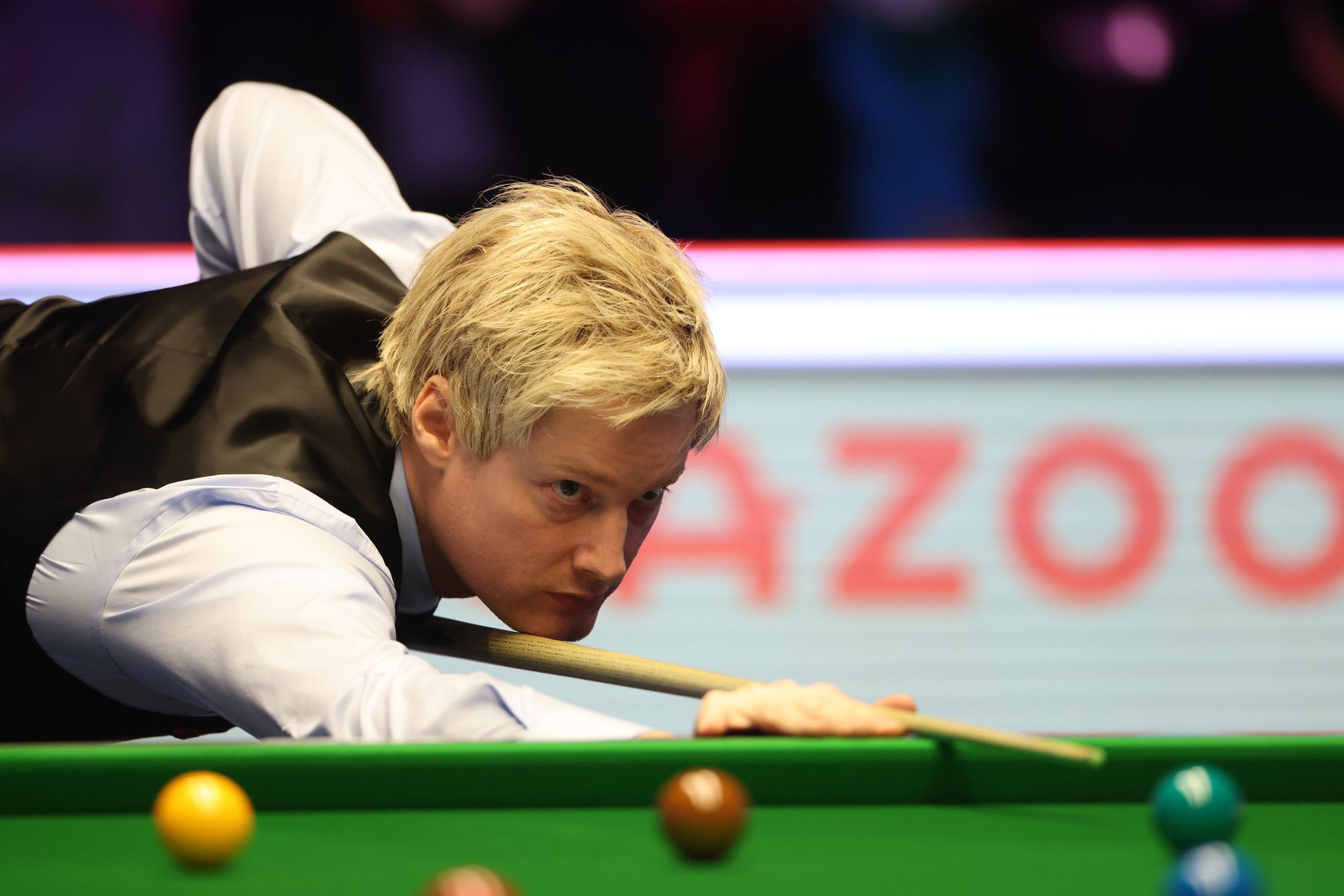 Neil Robertson produces stunning comeback to claim Tour Championship title
