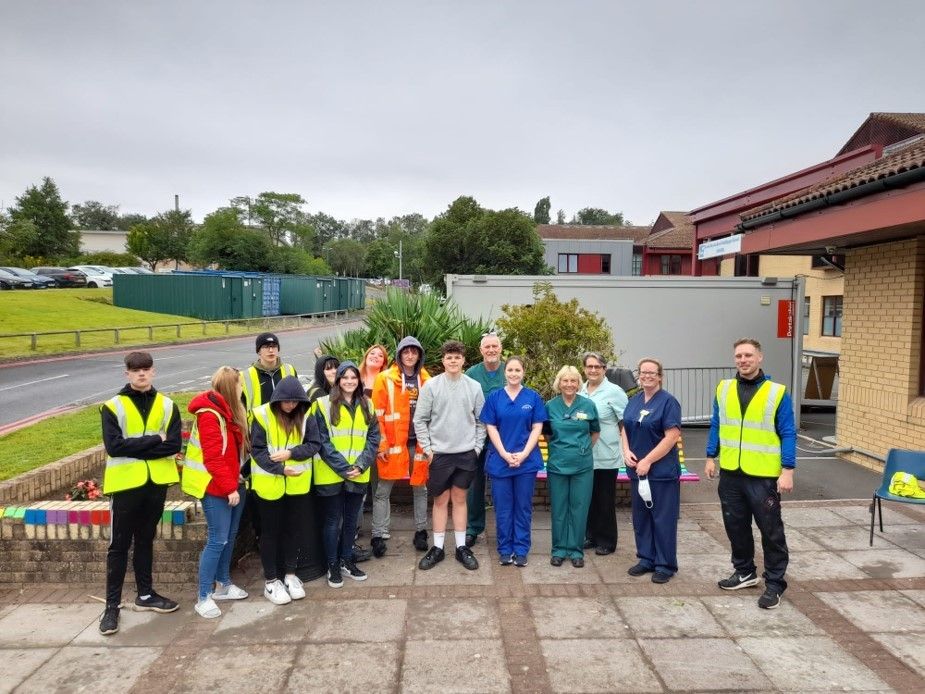 Llanelli teenagers win award at Welsh final of Prince’s Trust Awards