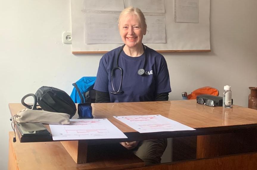 Clutton nurse flies to Ukraine to help on the frontline