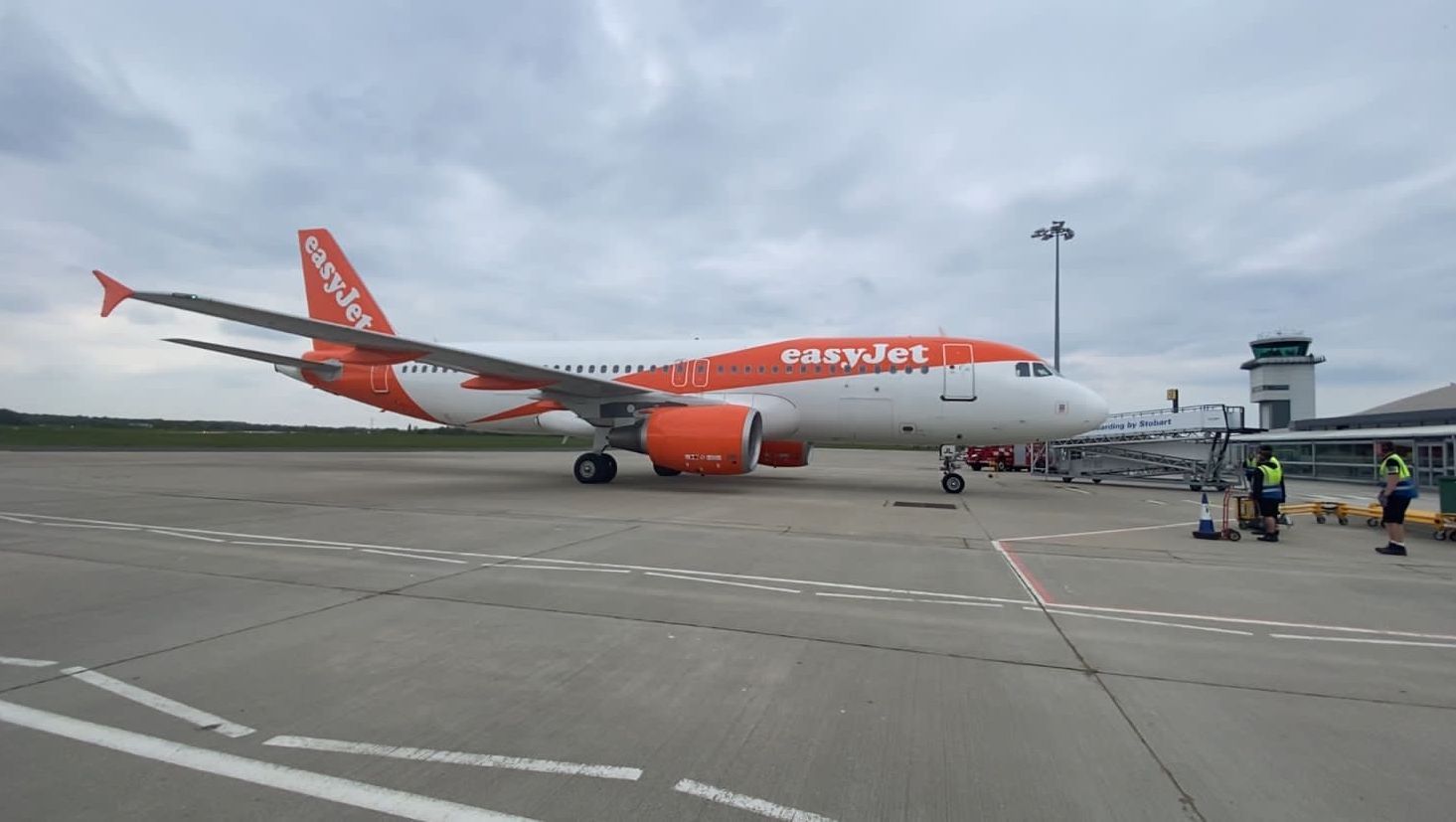 easyJet resume flights at London Southend Airport