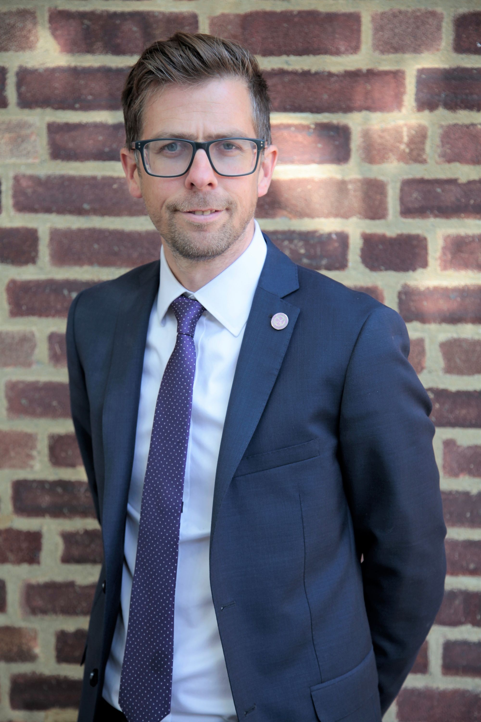 Inspirational Kensington headteacher honoured in prestigious UK celebration of teaching