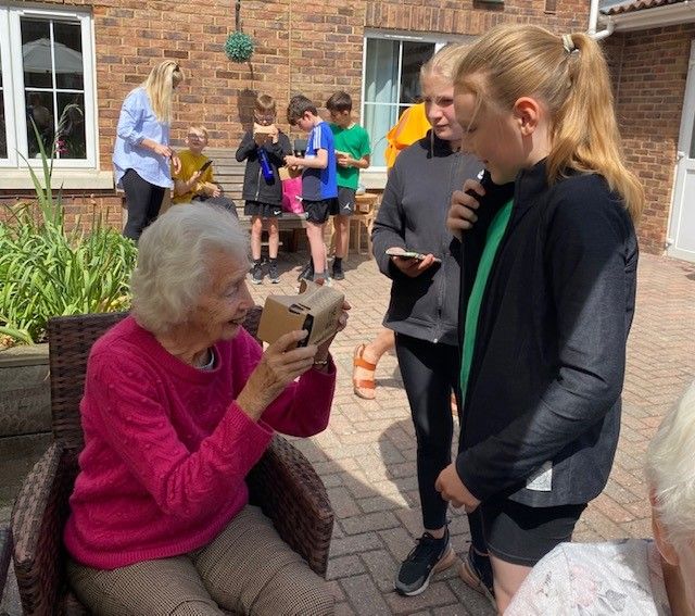 Wickford care home residents take a virtual trip back in time
