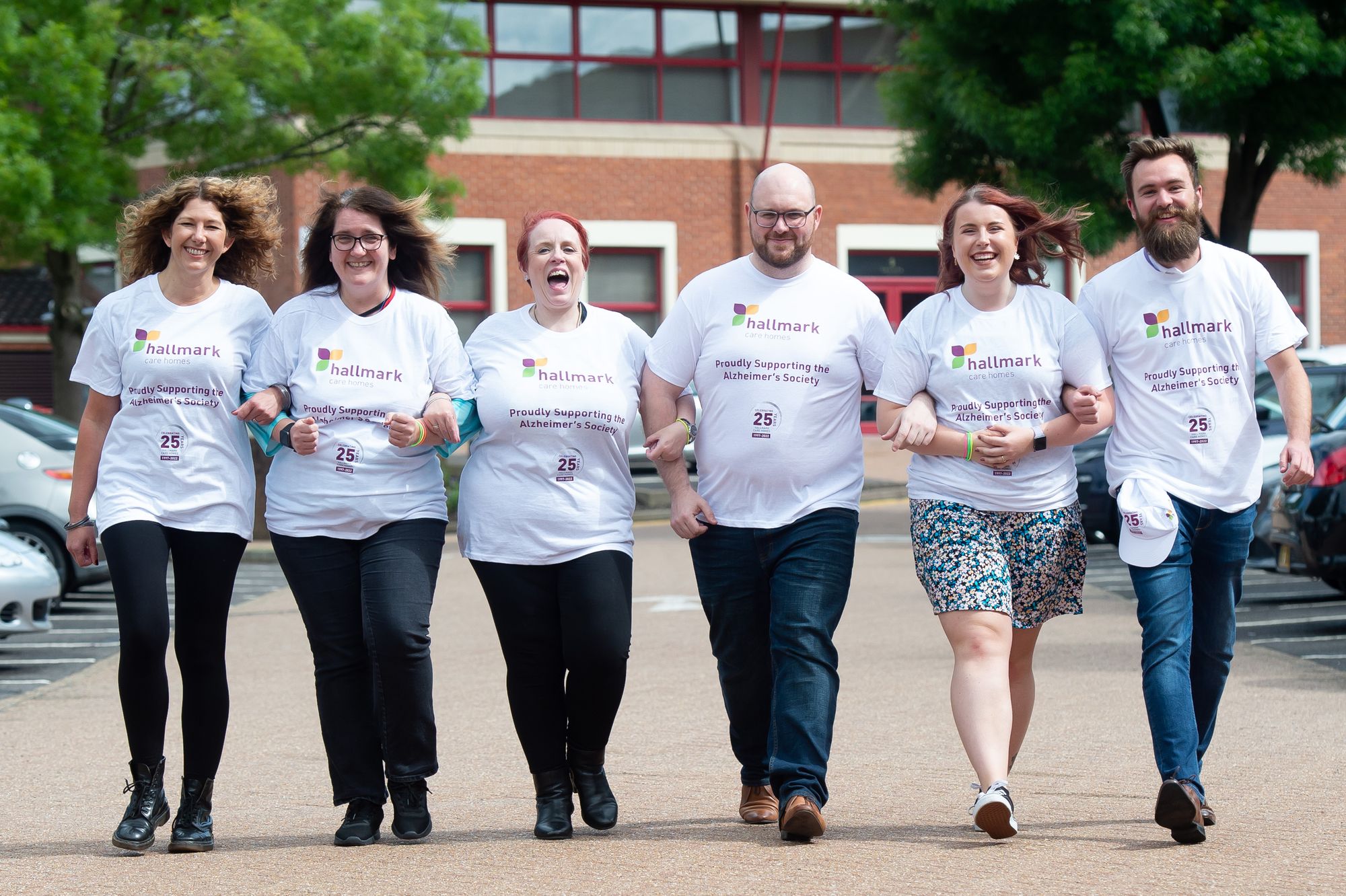 Brentwood and Billericay carers walk 26-miles for Alzheimer’s Society