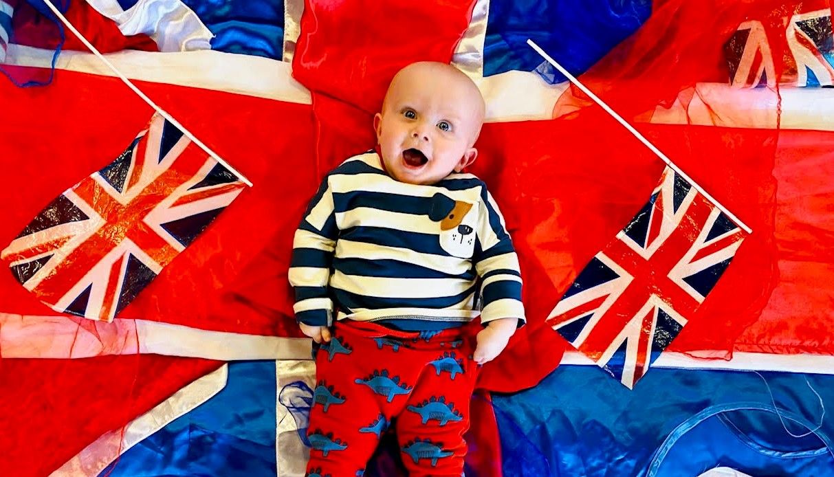 Babies in Ware celebrate the Queen in special jubilee class
