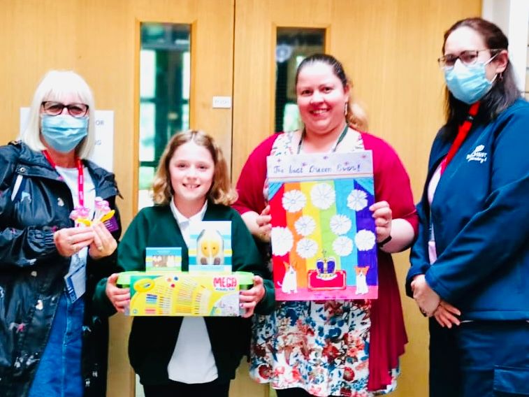 Care home in Sherborne hosts Platinum Jubilee card for the Queen competition