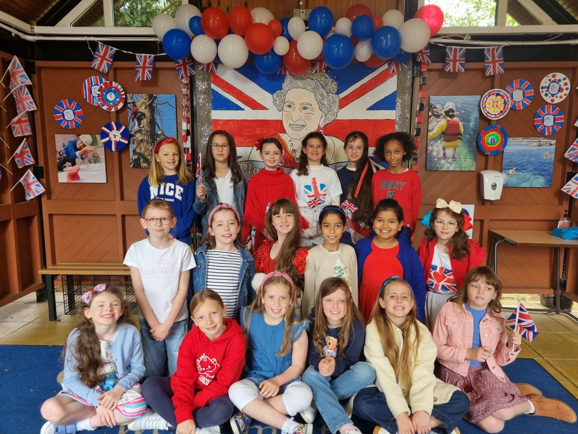 Queen's school celebrate the Queen