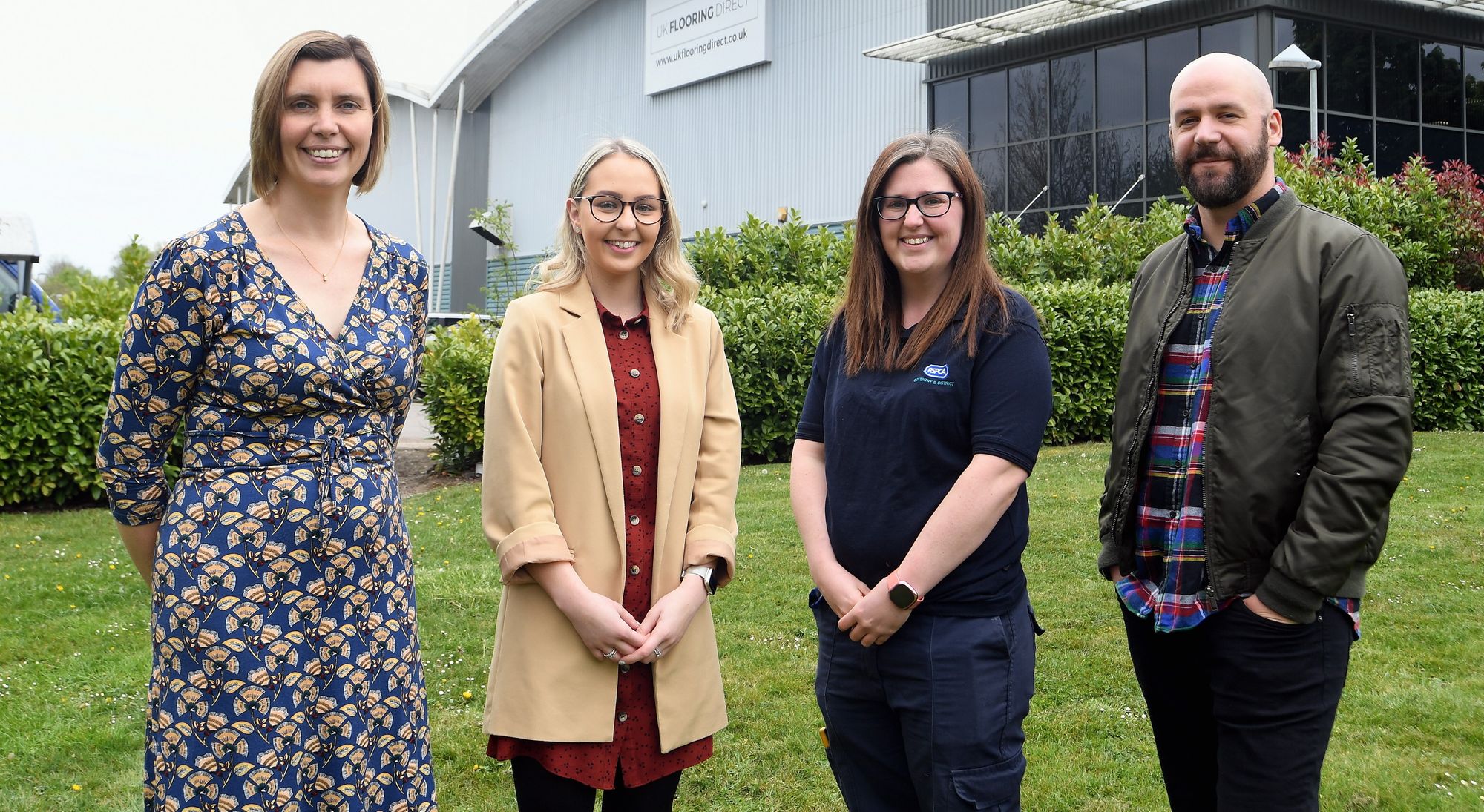 Hinckley online flooring retailer launches staff volunteering scheme