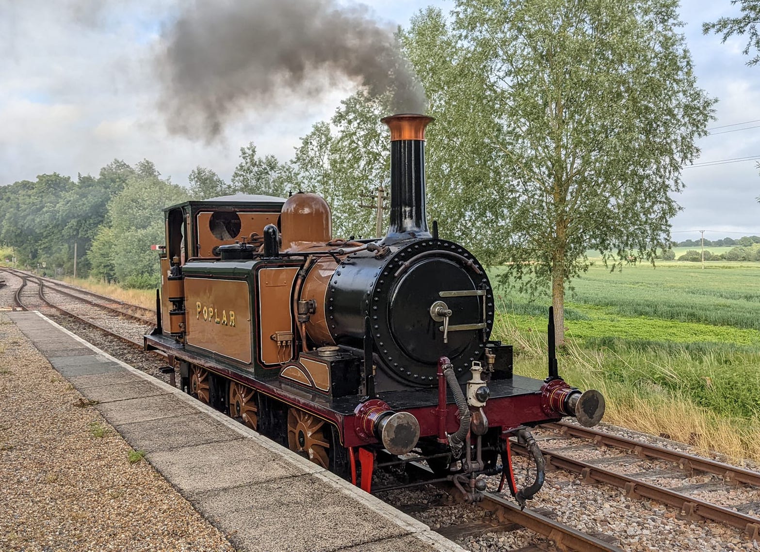 Poplar steam engine returns to Tenterden for the Platinum Jubilee