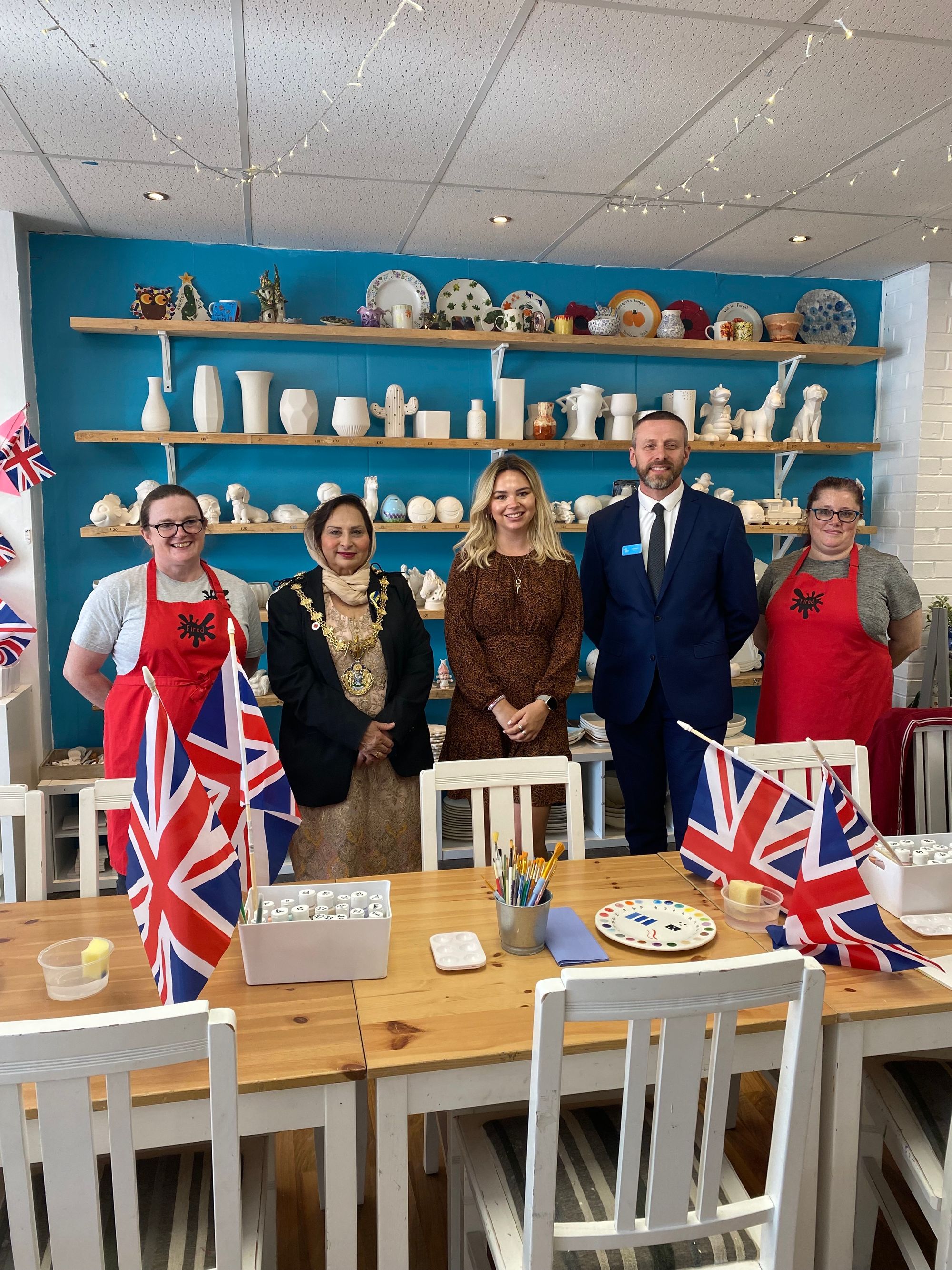 Bury shopping centre celebrates Jubilee with pottery painting party