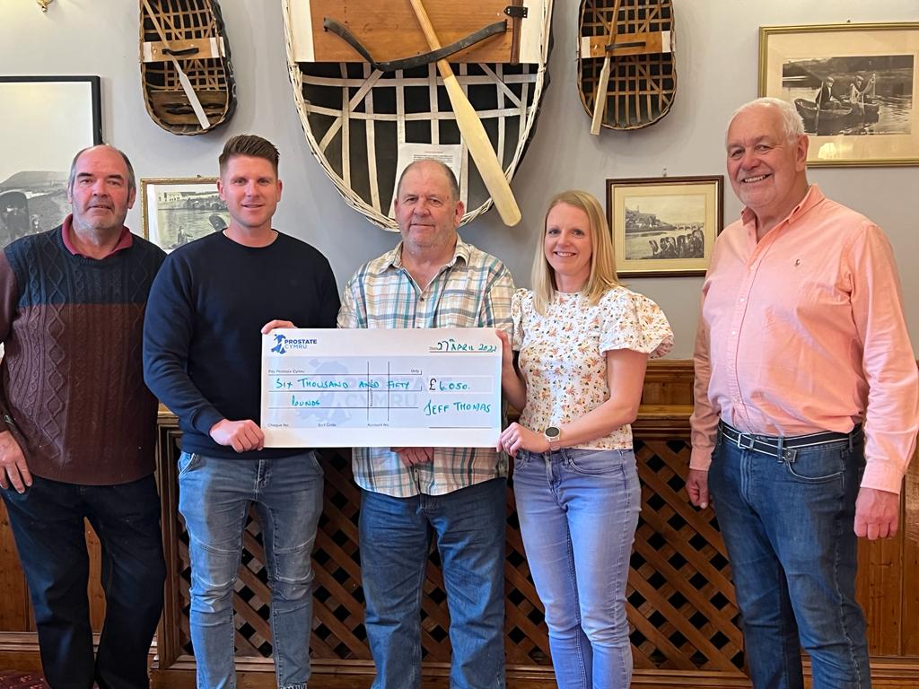 Memorial evening at Carmarthen Quins RFC raises money for Prostate Cymru