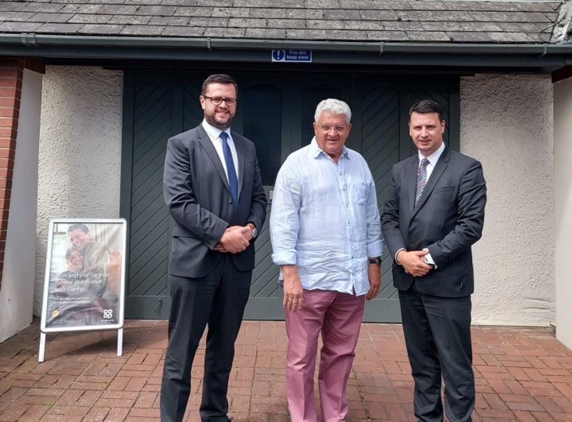 Swansea brothers continue father’s legacy in undertaker business