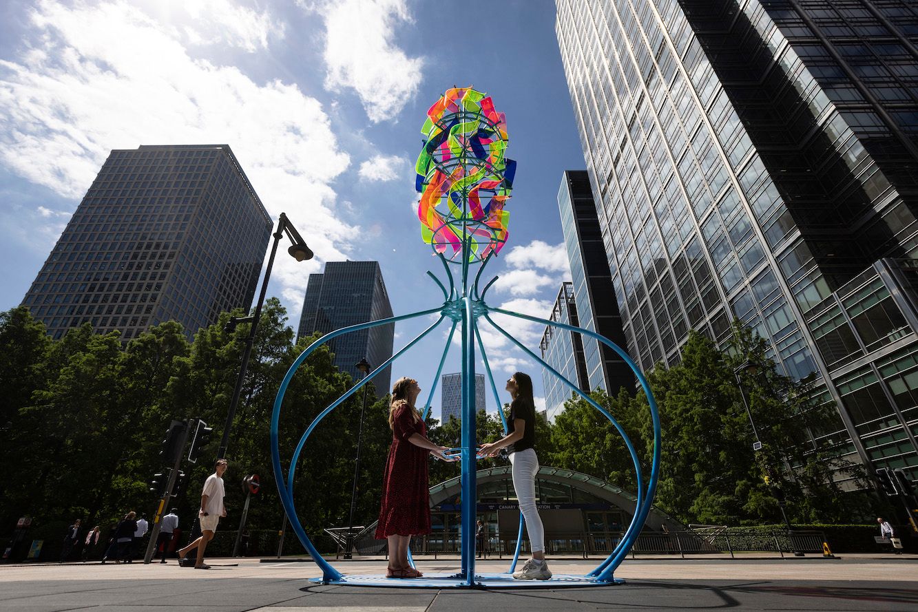 Unique summer lights display back at Canary Wharf for 2022