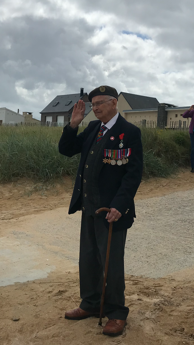 Burry Port veteran hopes to reunite with child he met in Normandy in 1944