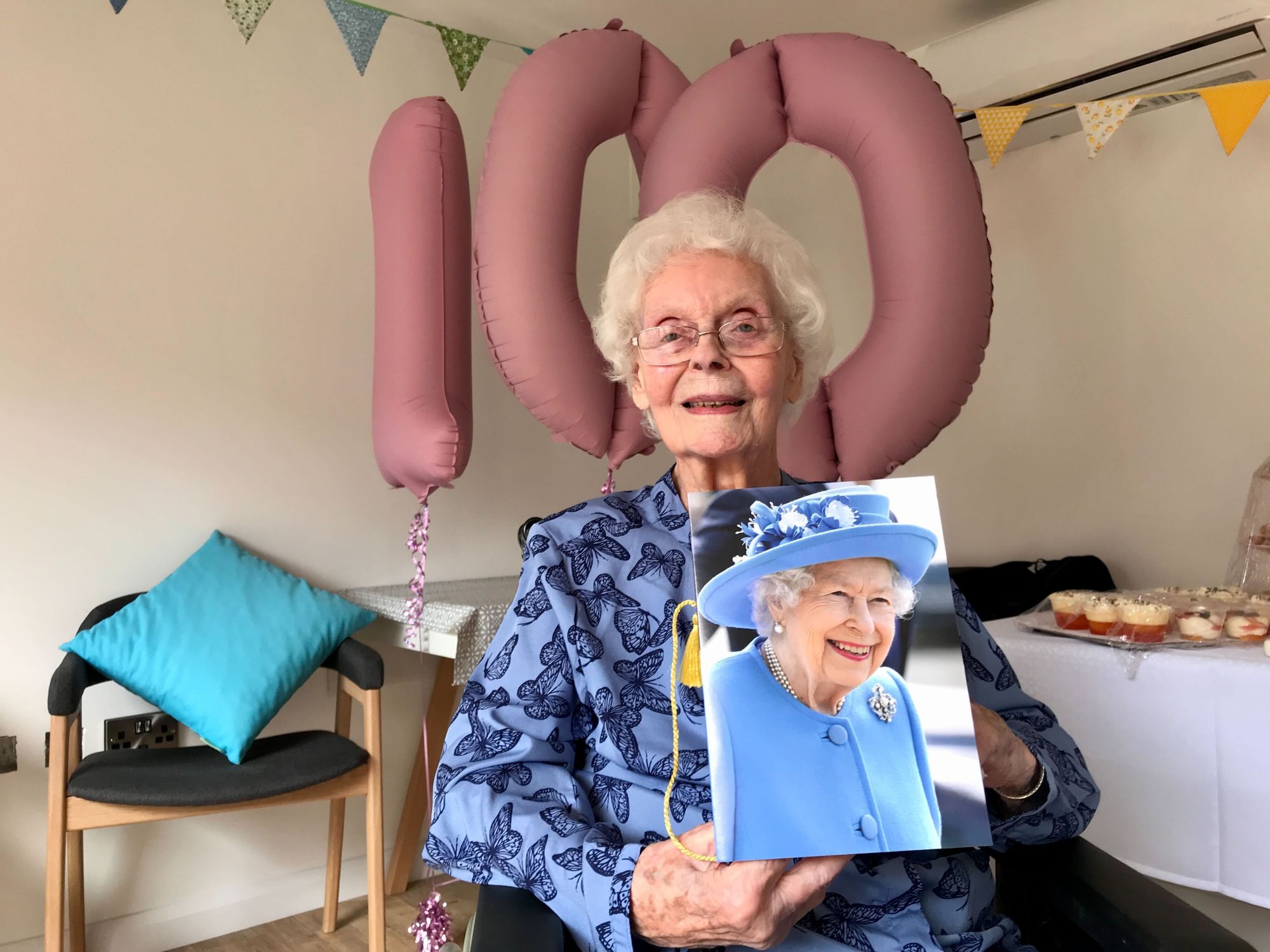 Surbiton Air Force veteran Phyllis celebrates 100th birthday at Royal Star and Garter