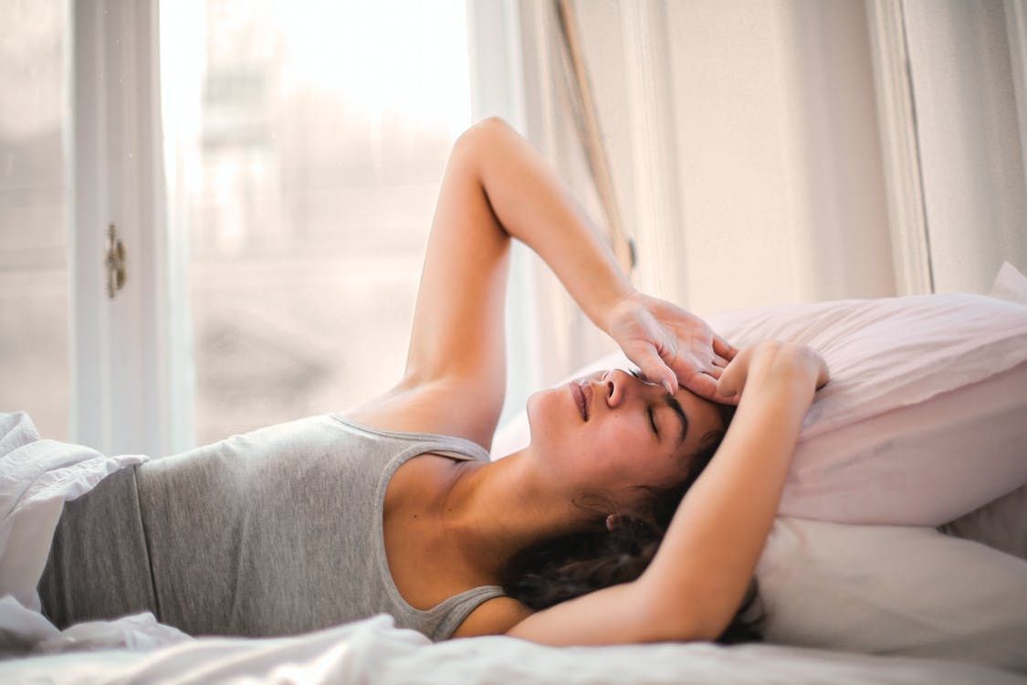 Best ways to keep cool at night as UK's first ever red heat alert issued