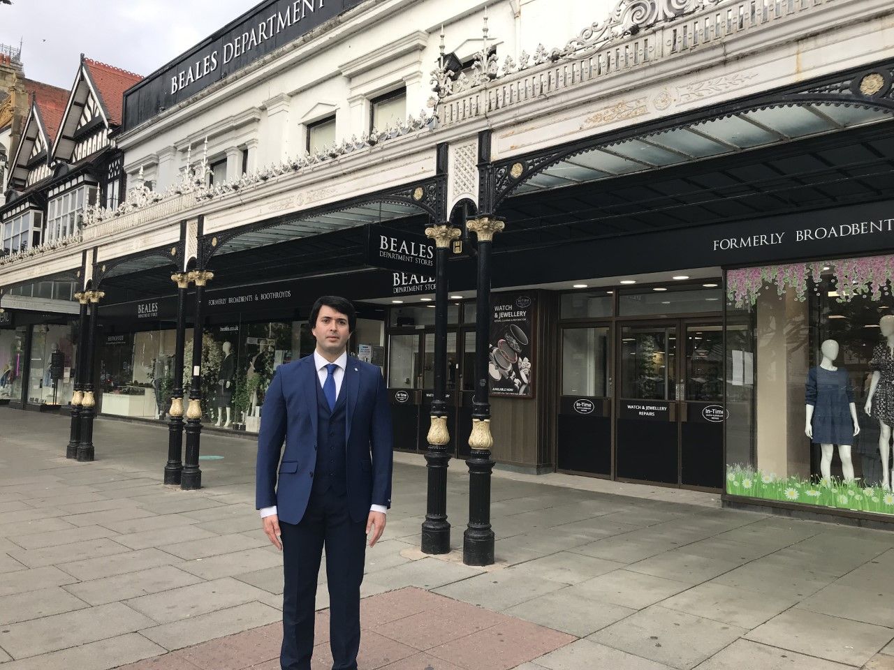 Southport campaigner calls on longer hours for department store
