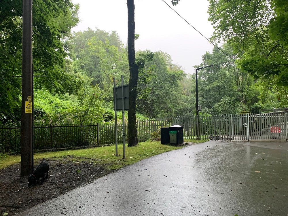 Public advised of dangerous actions at Gelligaled Park footbridge in Ystrad
