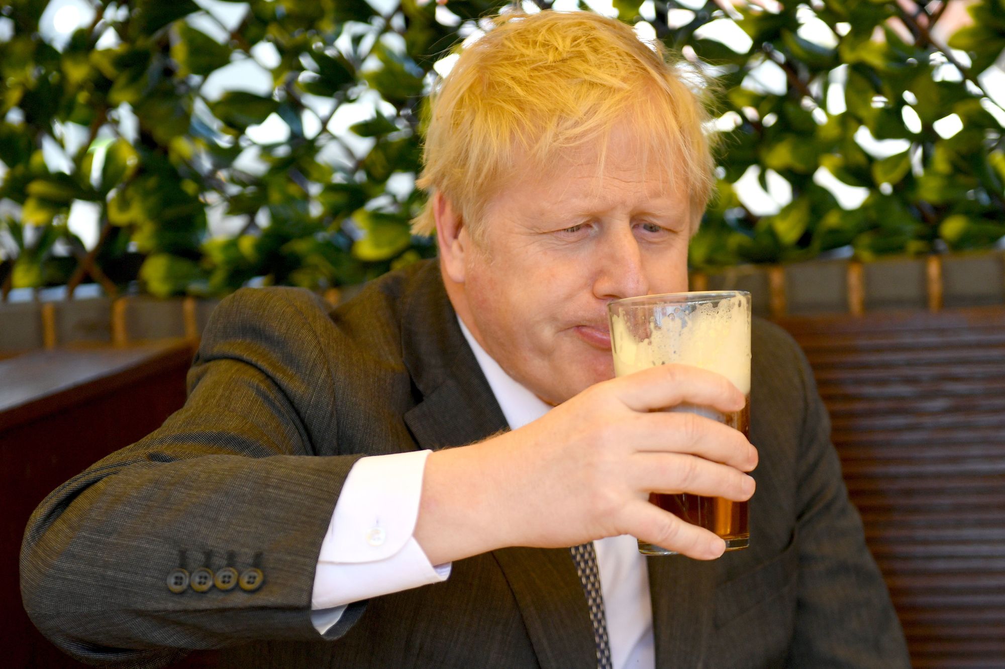 CAMRA invites Conservative leader candidates for a drink