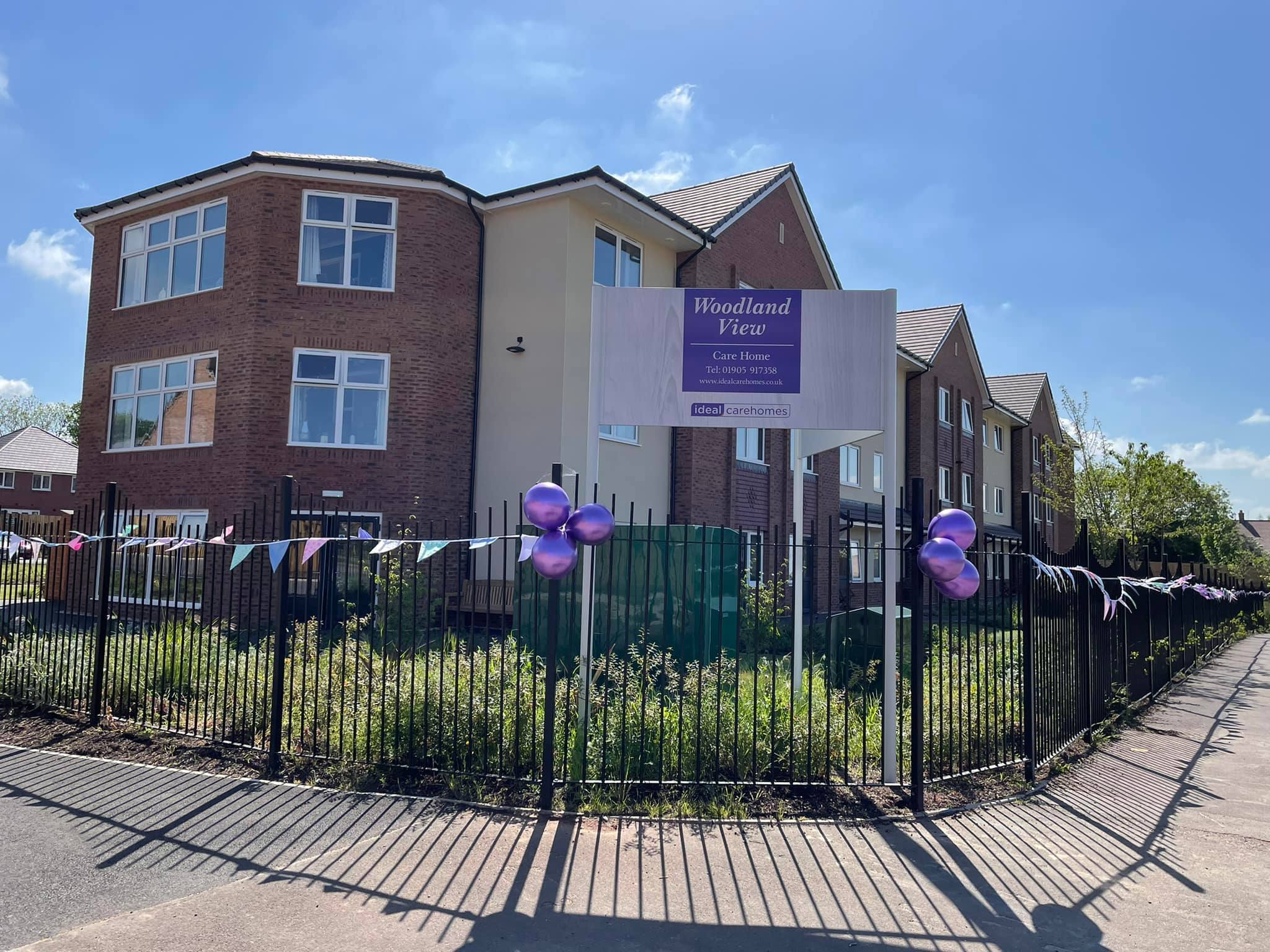 Droitwich Spa care home gears up for dementia charity Mini Meet