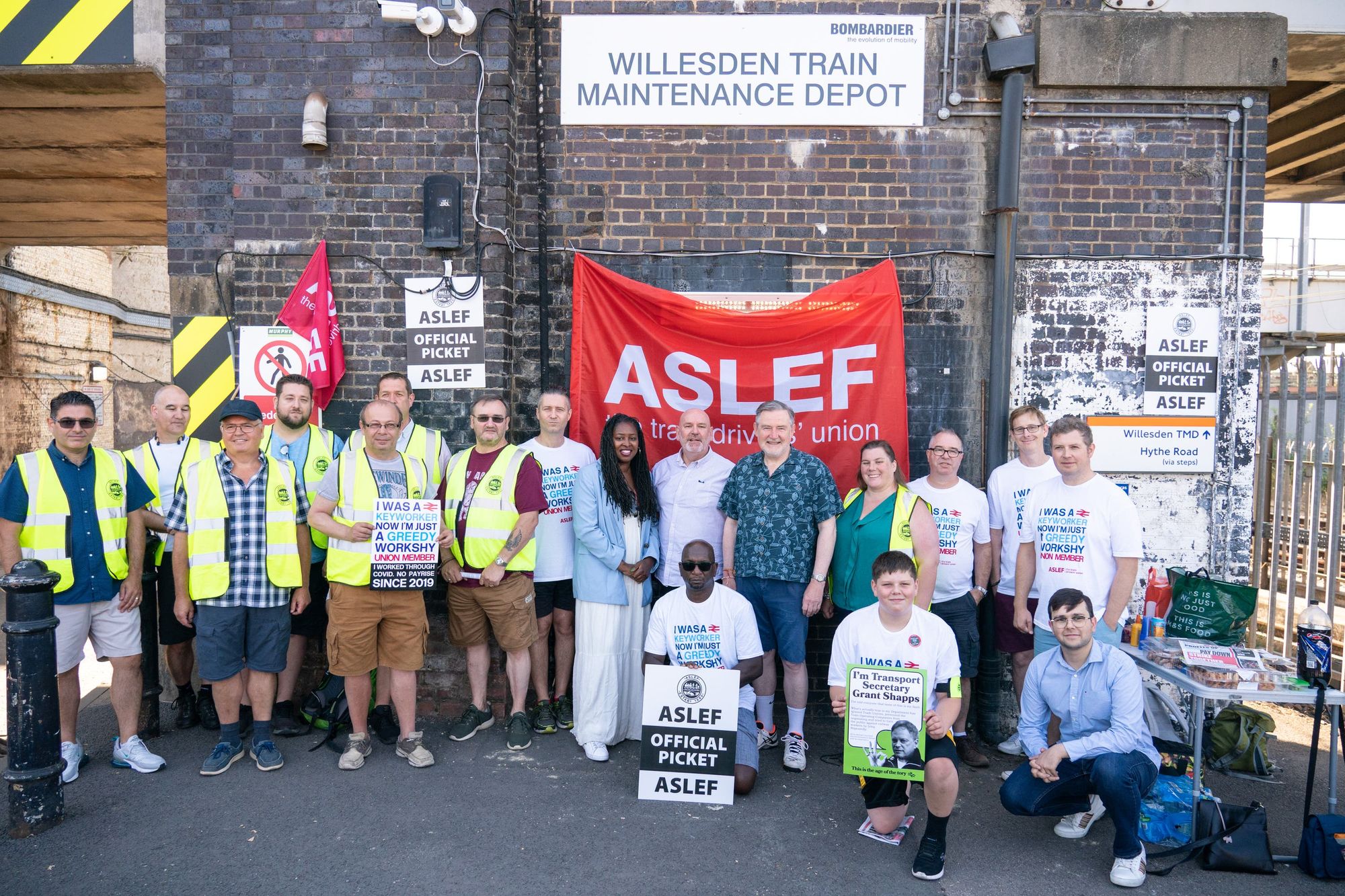 Union and train companies set for formal talks next week