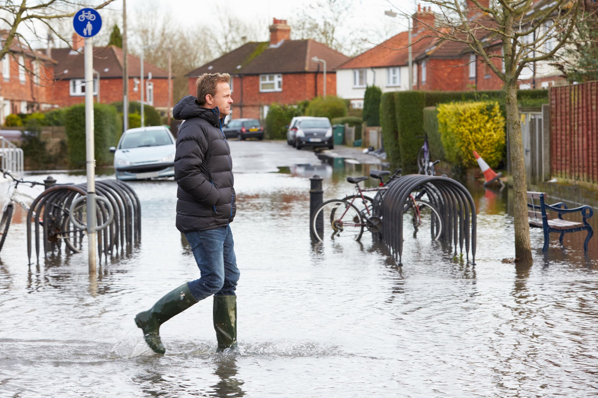 Thunder, lightning and floods predicted over the next few days