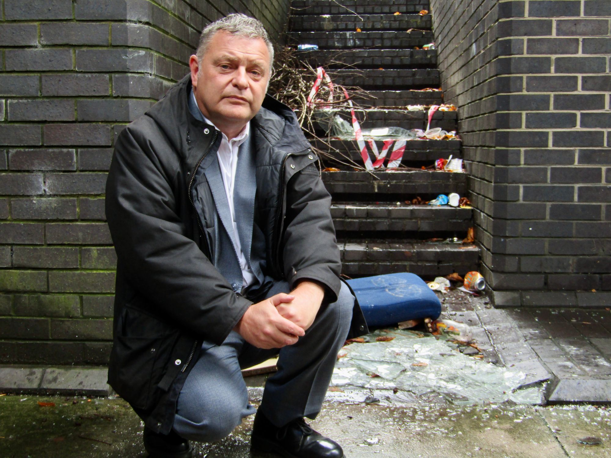 MP demands action over vandal-blighted court in Runcorn