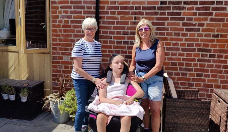 Chelmsford pair trek Vietnam to raise money for Essex Hospice