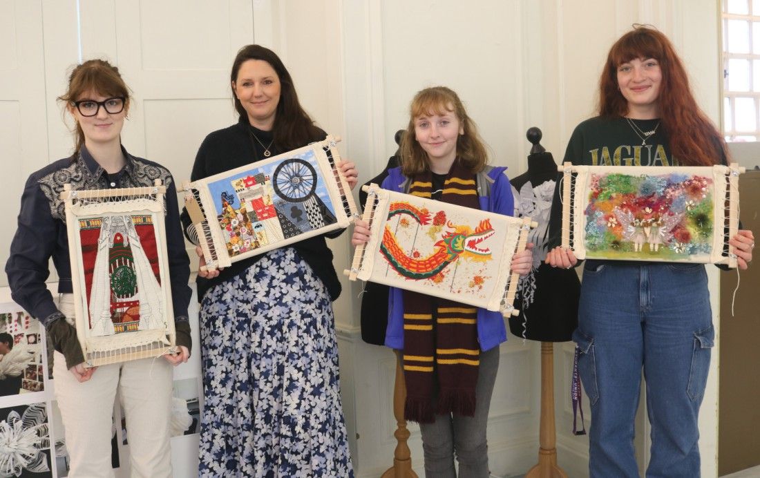 Embroidery tells Thamesmead stories on huge hot air balloon
