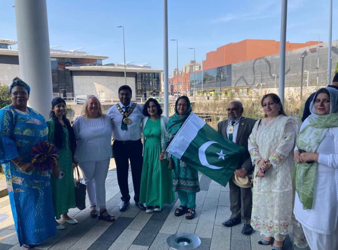 Rochdale community comes together to celebrate 75th Pakistan Day of Independence