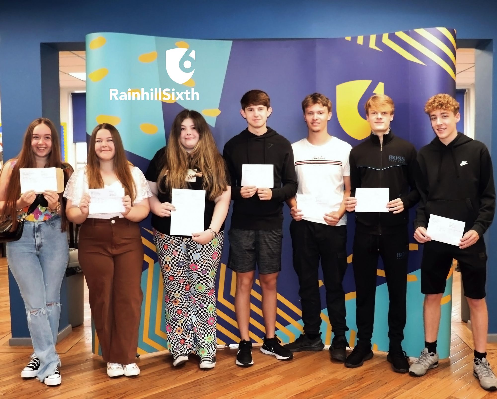 Rainhill Sixth proudly celebrates A-level and Applied General results