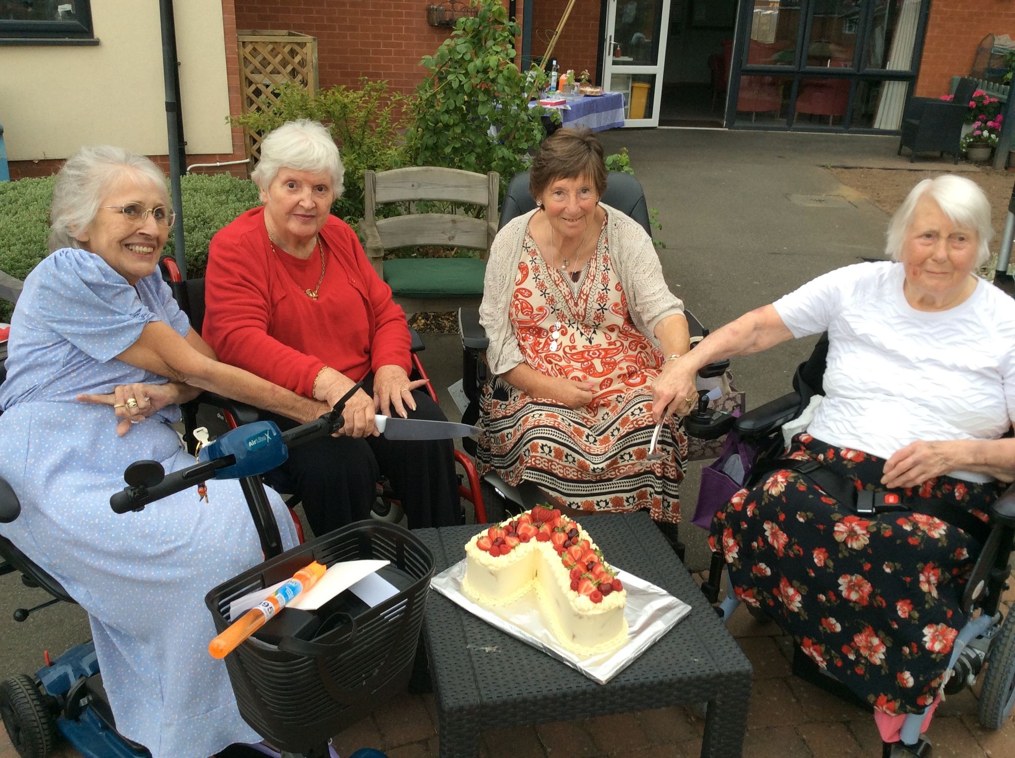 Party time as Cringleford care home celebrates its seventh birthday