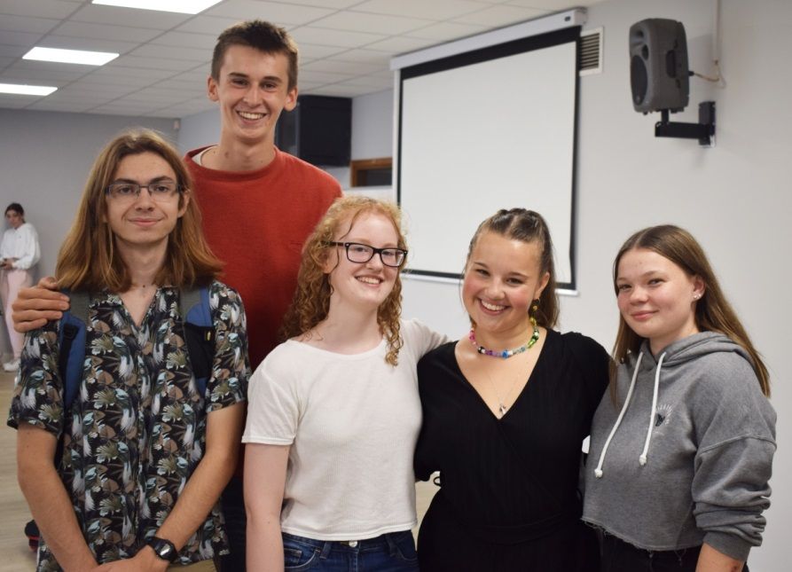 Collingwood College celebrates A-level results