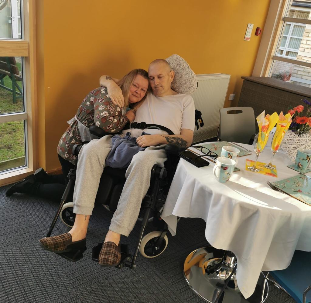 Talented artist remembered in hospice ribbons tribute