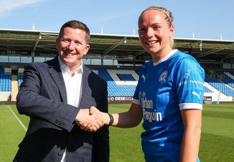ARU Peterborough sponsors Posh Women’s side