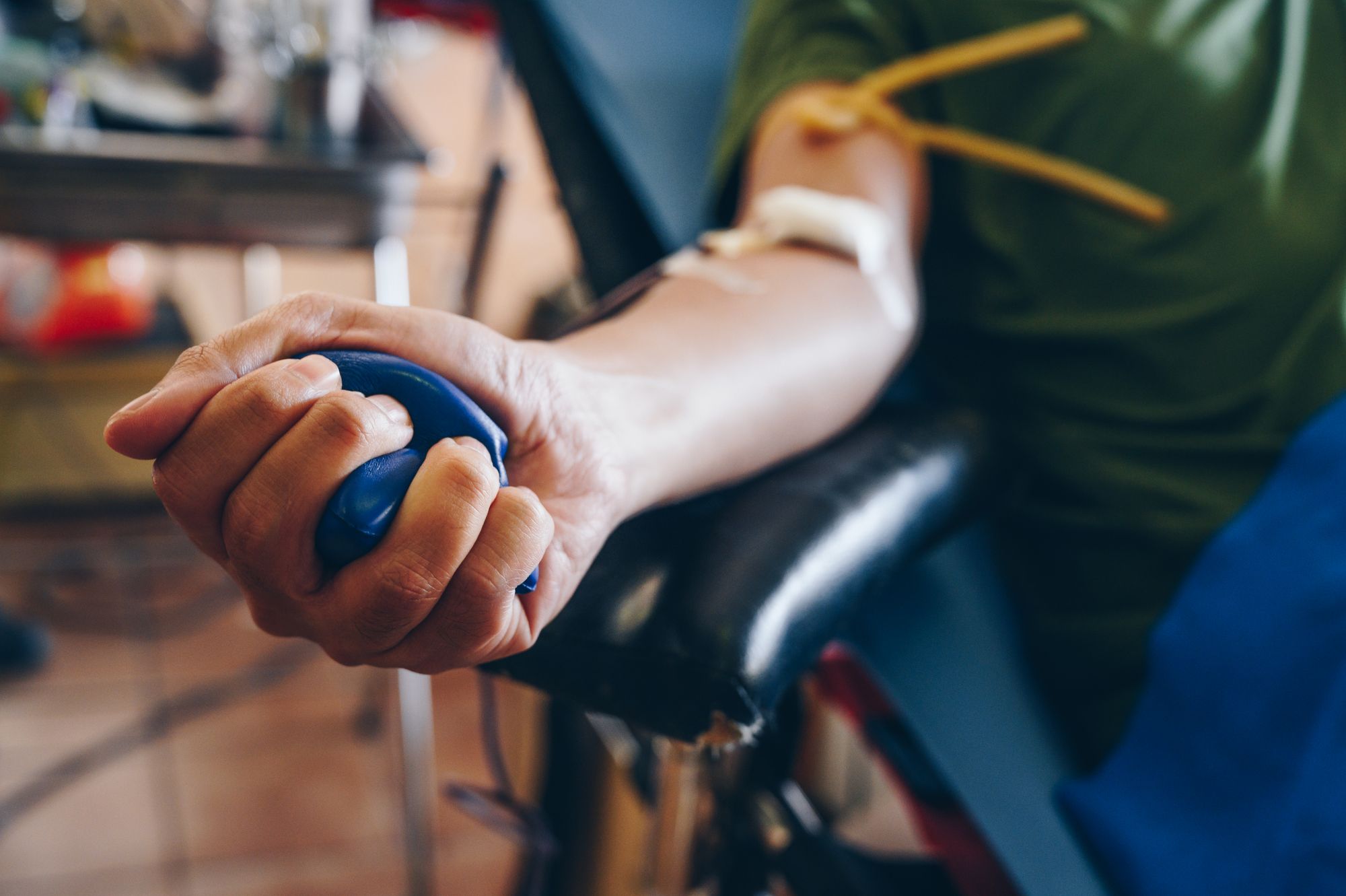 Blood donor world record attempt aims to boost low NHS stocks