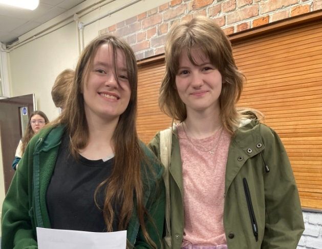 Schools minister congratulates St Neots students on GCSE results