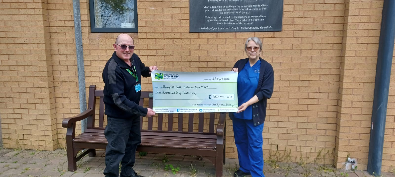 Tractor run raises £900 for Ceredigion diabetes services