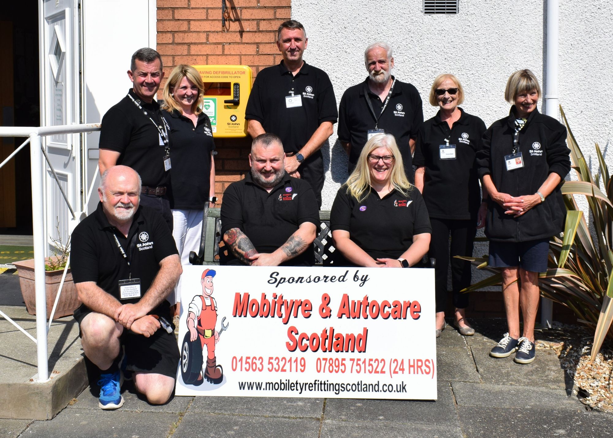 Crosshouse Bowling Club donated defibrillator by Ayrshire company