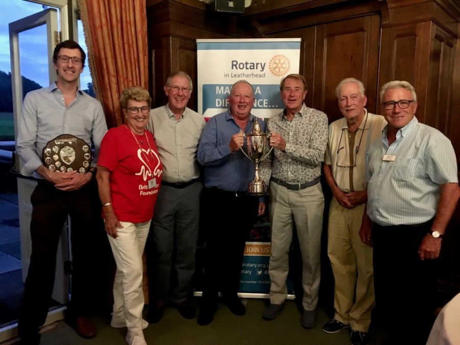 Golfers club together to support British Heart Foundation