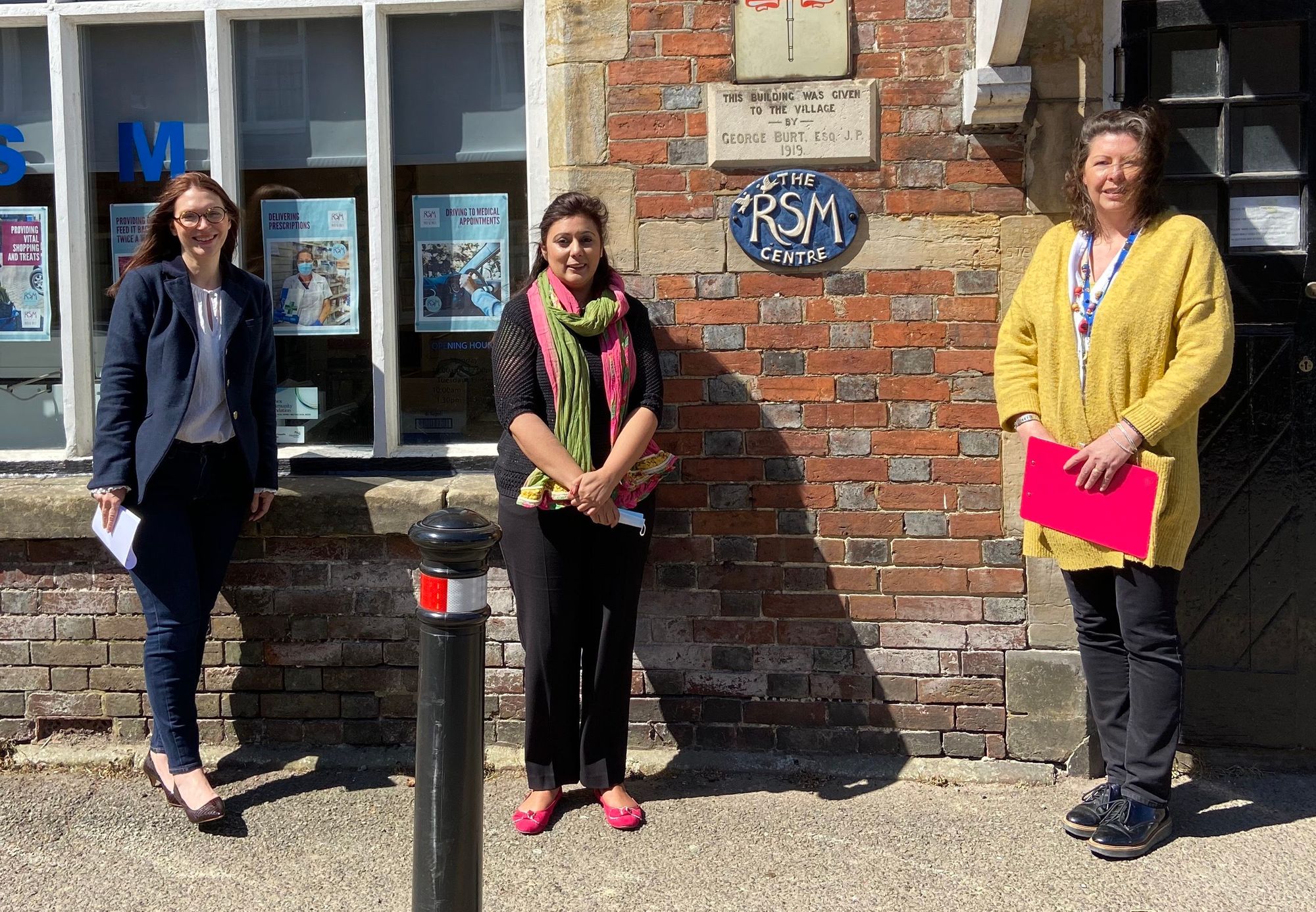 Best foot forward for Rotherfield's Memory walk