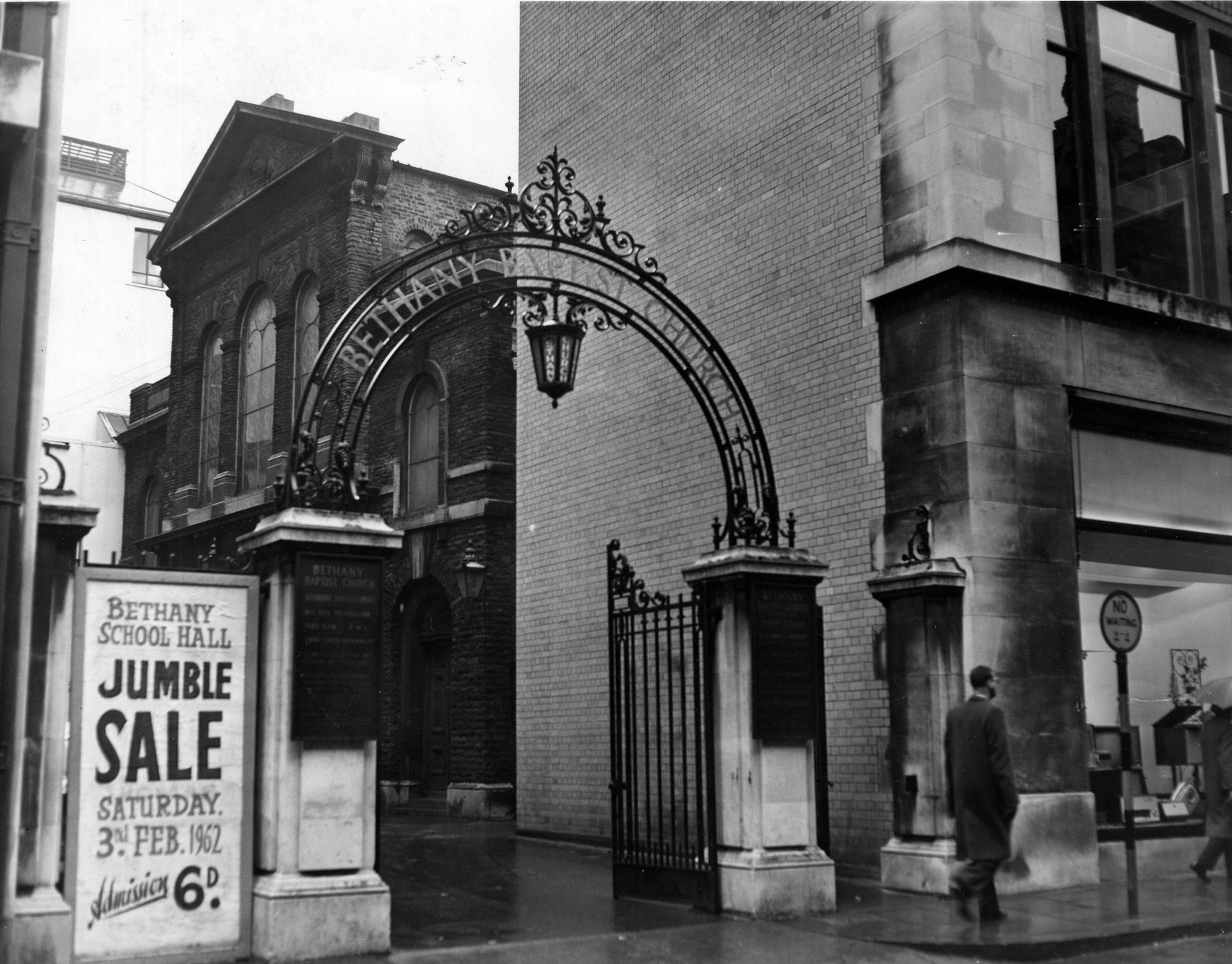 Cardiff remembered Pillars of old Baptist