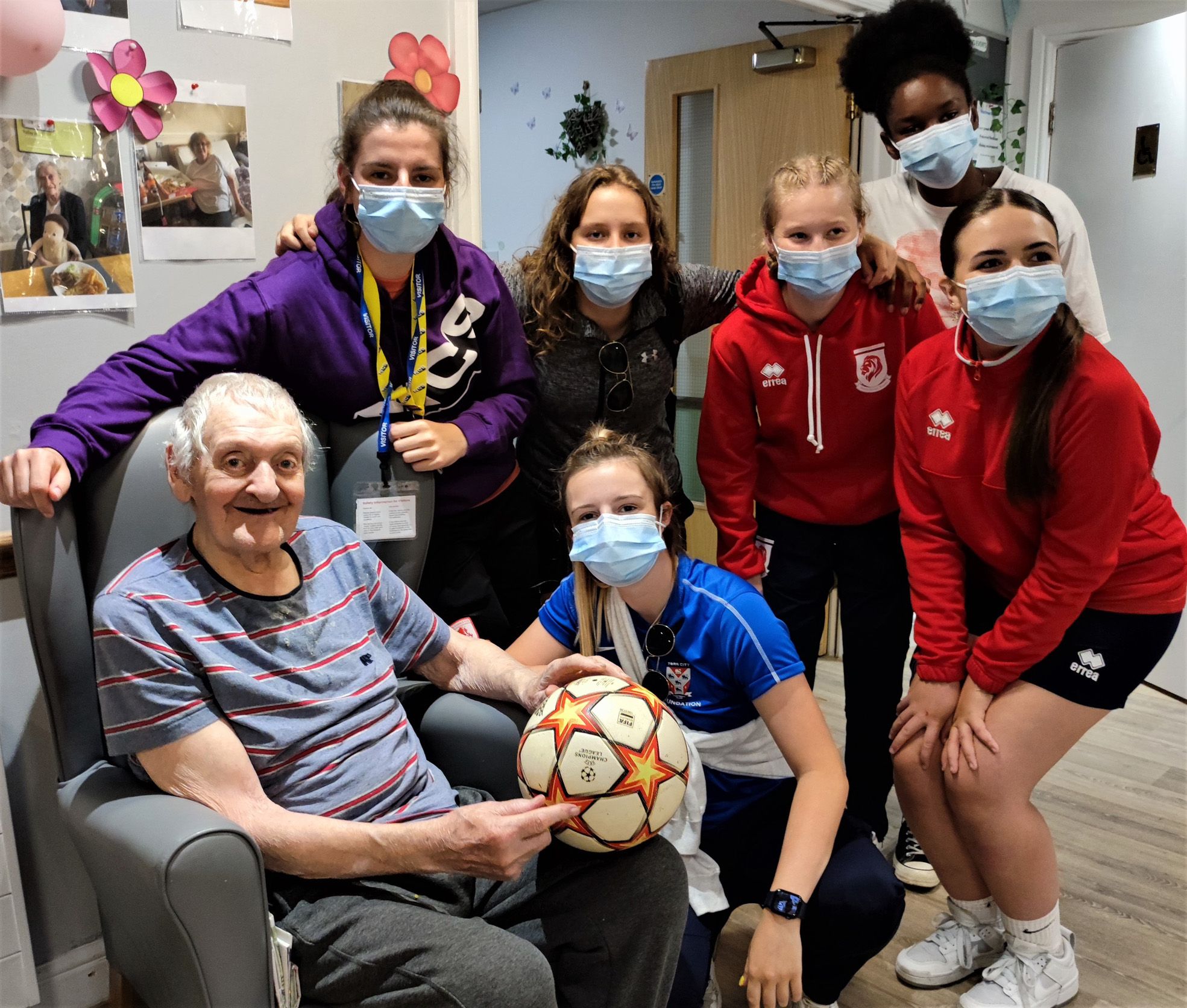 Teens help out at Teesside care homes in citizenship initiative