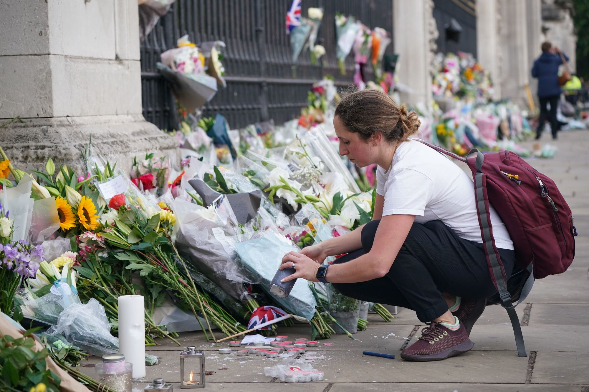 Royal mourning period to last until seven days after the Queen's funeral