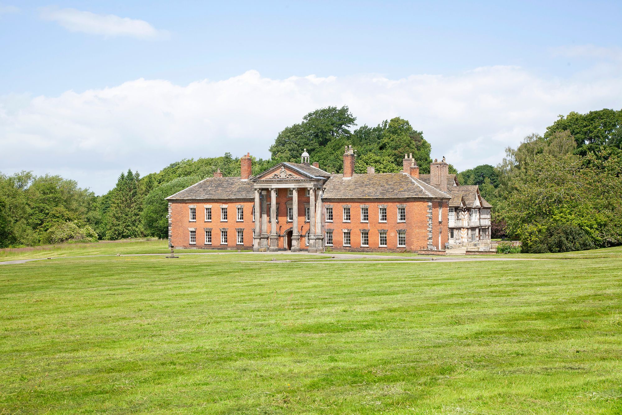 Inside the £30 million ancestral estate with connections to Henry III