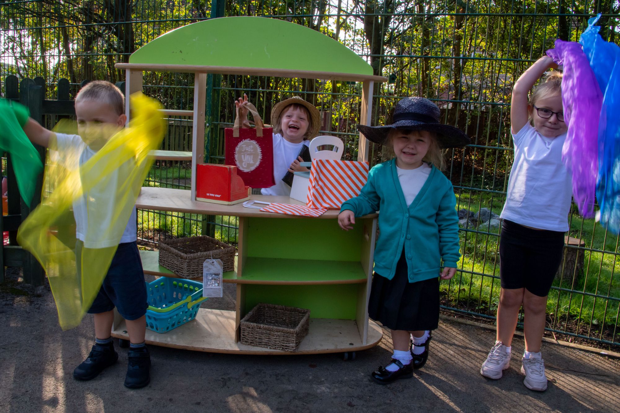 Rhodesia primary school children thrive in their new Early Years Centre