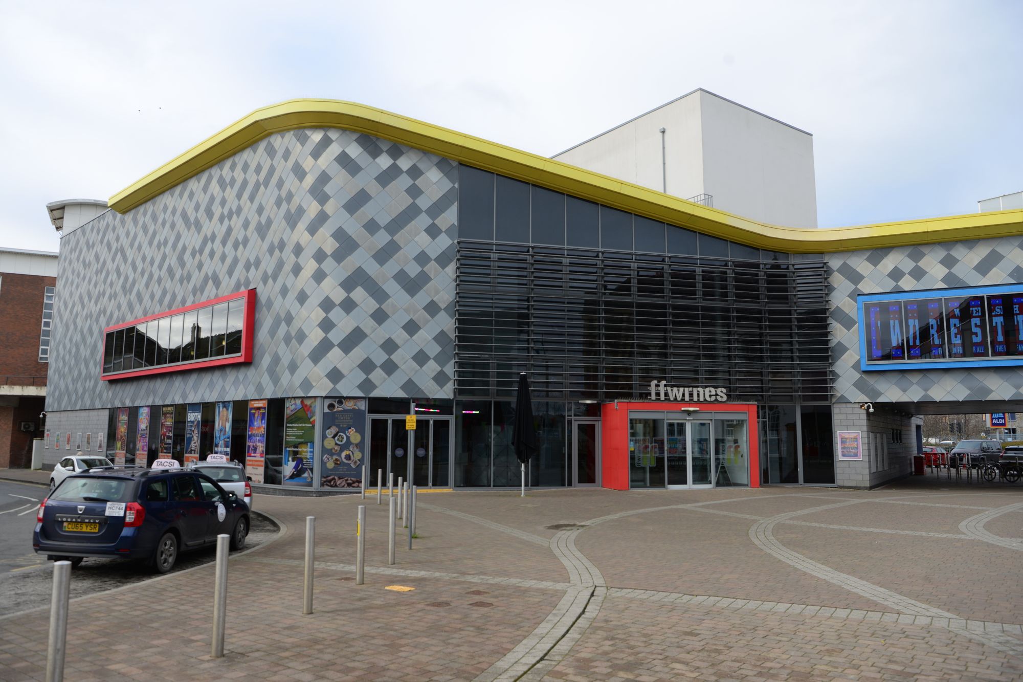 Llanelli’s Phoenix Theatre Group staging production of Murder on the Nile